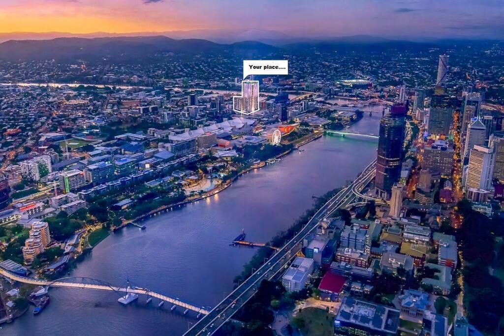 Southbank With Pool Cbd Hosted By Homestayz Apartment