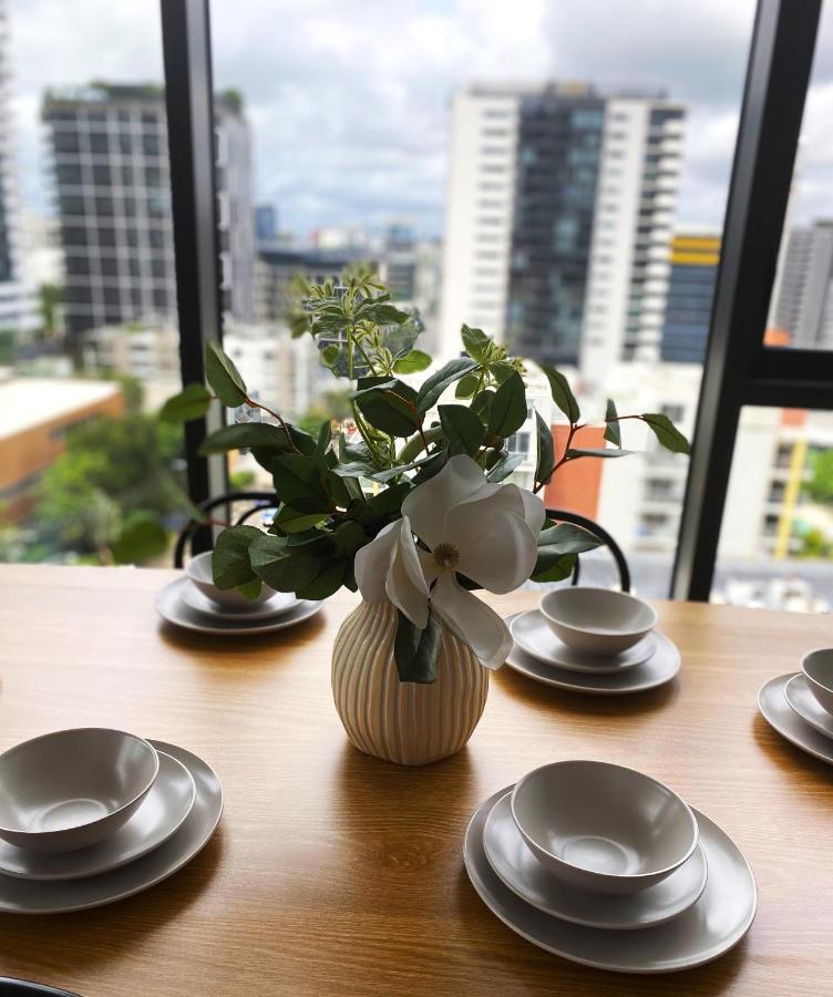 Southbank With Pool Cbd Hosted By Homestayz Apartment Brisbane